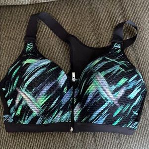 Victoria secret front close sports bra 36DD